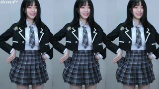 Se Yeon Mini Skirt Schoolgirl Dancing Afreecatv Stream Leaked Video