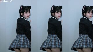 Se Yeon Mini Skirt Schoolgirl Dancing Afreecatv Stream Leaked Video