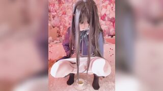 Xidaidai Cosplay Babe Peeing In Her Tea Leaked Porn Video