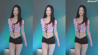 Sara44244 Sexy Chick In Cute Shorts And Top Keep Dancing For Her Best Tipper Afreecatv Stream Leaked Video