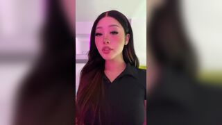 Sexy Asian Exposing Her Hot body Video