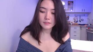 Slutty Asian GF Kissing Her BF In A Live Show Video