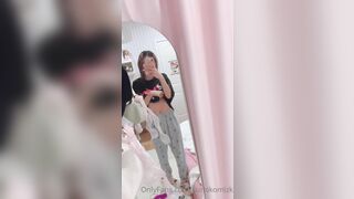 Kumikomizk Asian teen reveals Her Tiny Boobs On Mirror Onlyfans Video