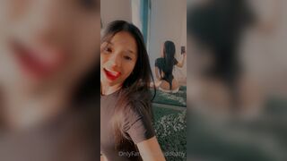 Saddbaby Asian Cutie Showing Off Her Tight Booty On Mirror Onlyfans Video