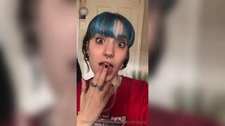 Charleygrayyy Cute Babe Exposed Her Tits Onlyfans Video