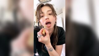 Kaile g0h Asian Slut Exposing her Booty Video