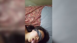 Asian Hot gf Sucking a Hard BBC in Blindfolded Video