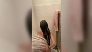 Asian Babe Exposed While Showering Video