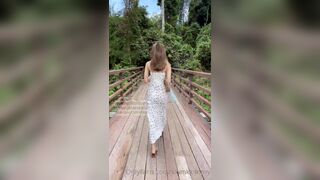 Kkimkkimmy Slim Asian Walking With Wearing A Hot Dress Onlyfans Video