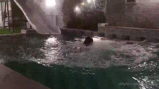 Nigella_pty Slutty Asian Bathing With Naked In A Swimpool Onlyfans Video