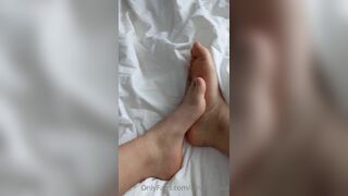 Kirukonawa Asian Babe Showing Her Soft Feet Onlyfans Video