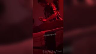 Asian Girl Giving a Handjob until He Cums On the Massage Parlor Leaked Video