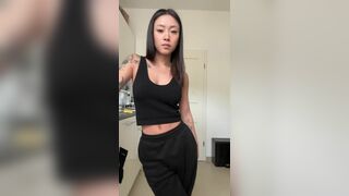 Asian Chick Ayarose Show Thick Booty On Her Jean Video
