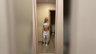 Diakimeko Sexy Asian Showing Herself on Mirror Onlyfans Video