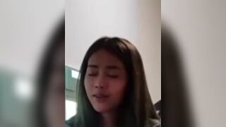 Amateur Thai Chick Facial Impressions Video