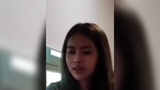 Amateur Thai Chick Facial Impressions Video