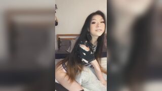 Sexy Asian Humping On Bed Video