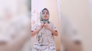 Big Titty Asian Muslim Teen Teasing Her Hot Big Boobies and Pussy Leaked Cam Compilation Video