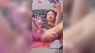 Asian Slut Fucking Her Juicy Pussy With a Sex Toy Leaked Video