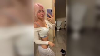 Diakimeko Sexy Asian Girl Showing Off On Mirror Onlyfans Video