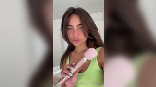 Skyelia Horny Teen Loves Sex Toys Onlyfans Video