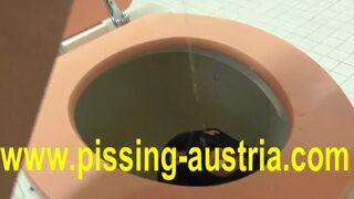 A Little Dick Becomes a Asian Mistress Toilet Slave Video