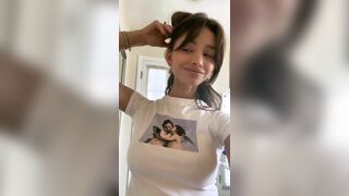 Kaile G0h Sexy Slim Asian Shows Off her Sexy Thighs and Boobs Video