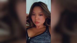 Jezzi.xo Gorgeous Asian Babe Hot Sexy Selfie Video
