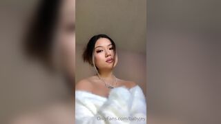 Babyjey Horny Asian Exposed Her Cute Tits Onlyfans Video