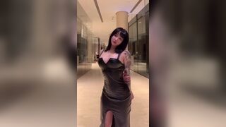 Hitomi Songyuxin Fit Asian Beauty With Sexy Body Showing Herself On Cam Video