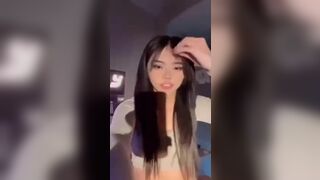 Cute Amateur Asian teen Bouncing On her Bf Leaked Video