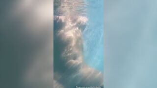 Keroley_chaves Shows Shaved Cunt And Thick Boobs In The Pool Video