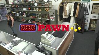 Sexy Pretty Babe Sucks Big Fat Cock On Knees Inside His Shop Video