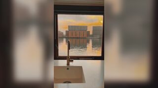 Hot Chick Exposing her Booty Video