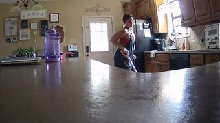Jaclynn_crooks Busty Hot Babe Dancing Off In the Kitchen Onlyfans Video