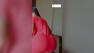 Horny Asian Wife Bouncing Her Big Booty Cheek While Dancing