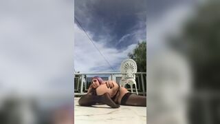 Amber Ford Sexy Babe Teasing Her Big Booty Cheeks In Outdoor Video