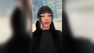 Pretty Babe Exposing Her Sexy Juicy Boobs Video