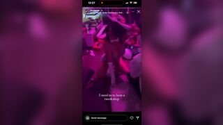 Sexy Asian Babe Twerking Infront Of Her Friends At the Night Party Video