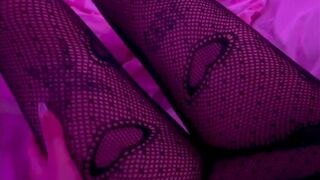 Horny Asian Slut Play With Her Vibrator On The Bed Cam Video