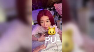 Foopahh Sexy Asian Gives a Hot Handjob While exposing Her Juicy Boobs Onlyfans Video