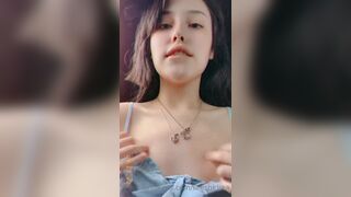 Ureshidrea Asian Horny Teen Showing Tits On Car Onlyfans Video
