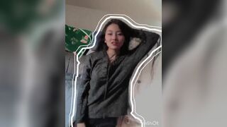 Pretty Asian Revealing her Hot body Video