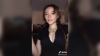 its.emily_yurrr Nerdy Asian Getting Horny Tiktok Video