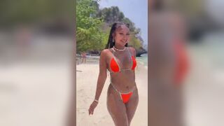 Pretty Curvy Asian With Juicy Booty In Bikini Outdoor Video