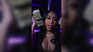 Lusty Asian Hoe twerking Her Shaky Big Booty Video