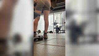 Cindyzg Asian Babe Loves To Showing Off Her Perfect Booty While Doing Workout In Gym Onlyfans Video