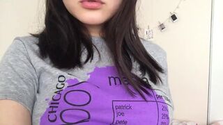 Teen Pinay Babe Squeezing Her Round Tits Video