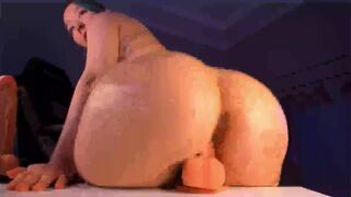 Big Bubble Butt Asian Pleasuring Herse;f With a Dildo Riding Video