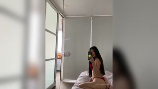 Gemini.babyx Asian Showing Curvy Ass On Bed Onlyfans Video